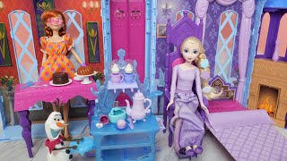 Elsa and Anna dolls Morning in Arendelle Castle dollhouse with Olaf [upl. by Ahsenhoj165]