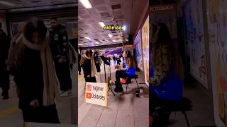 Mecidiyeköy Metroda şarkı söyledim Yalnızlık Ömür Boyu metro müzisyen shorts yalnızlık mfö [upl. by Sidonie621]