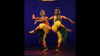 quotNrithyathi Nrithyathiquot Keertanam Harinie Jeevitha amp Bhairavi Venkatesan duet  Sridevi Nrithyalaya [upl. by Akenahs]