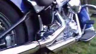 HD FLSTI 06  Screamin Eagle II Mufflers [upl. by Myrt259]