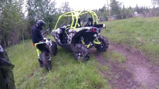 Quick Rainy Ride Maverick XMR 1000 [upl. by Okimat]