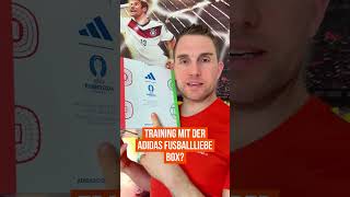 Kann man mit der adidas Fussballliebe Promo Box trainieren [upl. by Zetneuq]