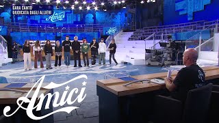 Amici 23  La gara canto giudicata dagli allievi [upl. by Anerhs249]