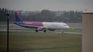 wizz air A321 lands into BHX [upl. by Norry]