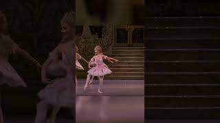 Yuhui Choe trong Waltz of the Flowers trong quotThe Nutcrackerquot Royal Ballet Article  Operavoci [upl. by Cybil]