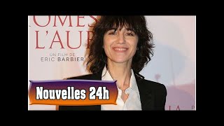 Audacieux  charlotte gainsbourg dévoile un chemisier transparent  Vouvelles 24h [upl. by Clem]