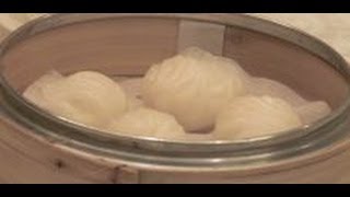 Dim Sum at Hong Kongs Victoria City Restaurant Part I [upl. by Susy836]