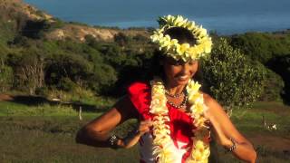 Wainani Kealoha performs quotE Huli Makouquot [upl. by Einahpts]