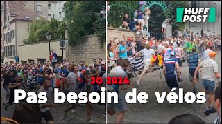 Avant le passage des cyclistes à Montmartre les spectateurs en folie [upl. by Ened]