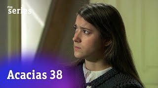 Acacias 38 Le cuentan a Casilda que Martín ha muerto Acacias728  RTVE Series [upl. by Lagas]