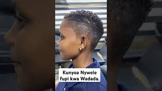 Kunyoa nywele fupi kwa wadada duet our hairstyle haircut haircare ronaldo hairattitudestudio [upl. by Duwalt]