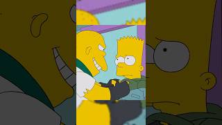 Bart está siendo intimidado por hooligans shorts simpsons [upl. by Nelrac]