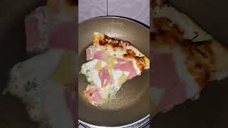 Tips how to reheat the pizza pizza pizzalover pizzatime turorial technique shortvideo shorts [upl. by Ecarret]