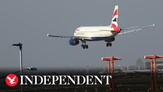 Live Planes try to land at Heathrow as Storm Eunice chaos hits UK [upl. by Cookie]