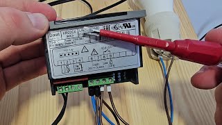 Dixell XR02CX Wiring Explained [upl. by Apul860]