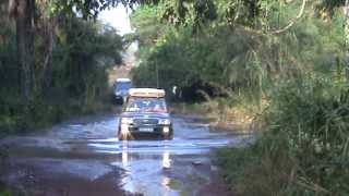 IMAGINE 4X4 Raid 4x4 en Afrique  passage de gué [upl. by Nayd]