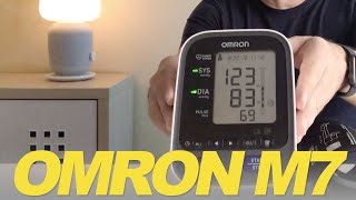 OMRON M7 Intelli IT misuratore di pressione arteriosa  recensione [upl. by Louie]