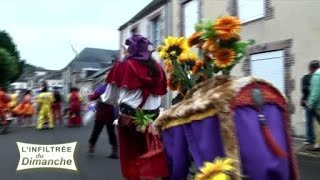 Linfiltrée du dimanche  Fête du Chausson aux Pommes de Saint Calais [upl. by Aihtibat]