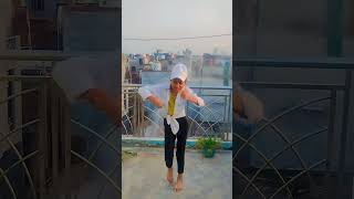 Makhna song dance bollywooddancemoves viralvide haryanvisong bolloywooddance dancemusic song [upl. by Krahmer]