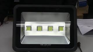 Product Review 200watt LED Flood Light by Al Yong [upl. by Alyosha2]