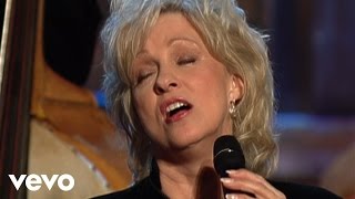 Connie Smith  Clinging to a Saving Hand Live [upl. by Elleb501]