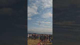 Snowbirds epic flyby [upl. by Gaeta535]