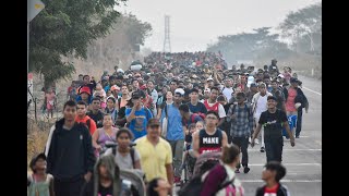 Reanuda caminata caravana migrante “éxodo de la pobreza” [upl. by Llertnek]