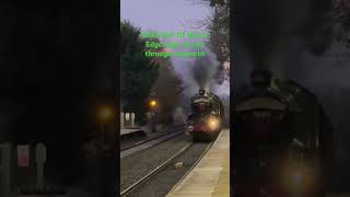 Shakespeare Express 2024 5043 Earl Of Mount Edgcumbe storms through Lapworth Shakespeareexpress [upl. by Harragan]