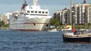 MS HANSEATIC in Wilhelmshaven Ankunft am 15092012 [upl. by Eleirbag]