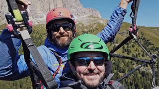 Tandem Gleitschirmflug Dolomiten  Paragliding Dolomites [upl. by Duile]