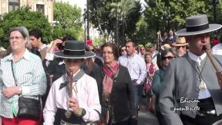 Salida de la Hdaddel Rocío de Sevilla 2013Con unas sevillanas de Gracia Montes [upl. by Vudimir]