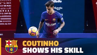 Coutinho touches the ball for the first time as a Barça player [upl. by Enoch]