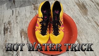 COME ADATTARE LE SCARPE DA CALCIO AL PIEDE hot water trick  TUTORIAL by CALCIO REVIEWS [upl. by Thistle]