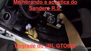 Sandero RS  Melhorando a Acústica das Portas Dianteiras [upl. by Eyllib]