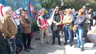 Bayonne  un rassemblement denseignants en grève devant le lycée Cassin [upl. by Aisyla]