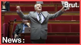 La grosse colère de Jean Lassalle en pleine Assemblée [upl. by Erdnaid]