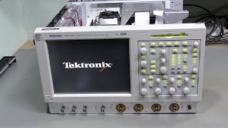 154  Tektronix TDS7104 oscilloscope repair [upl. by Quar]