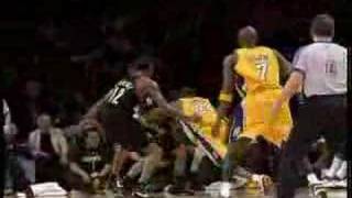 Kobe hits fadeaway 3 pointer while double team and 65 pts [upl. by Moon]