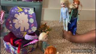 Claires store Elsia and Annia shopping elsaannashoppingbarbie ytvideos [upl. by Nodnab]