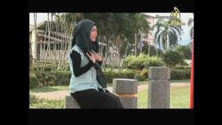 Gadis Remaja Cina Malaysia Peluk Islam  TV Al Hijrah [upl. by Ally648]