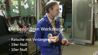 HeinkelClub Service Video 01  Kofferkasten abnehmen [upl. by Hannibal50]