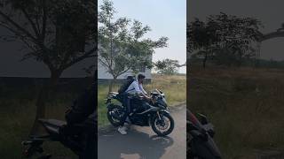 Aab dekho Wheelie me R15 rider biker shortfeed ytshortsyoutubeshorts shorts makrider16 [upl. by Adnamas]