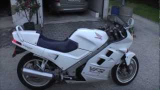 Honda VFR 750 F RC24 is awsome [upl. by Bartholomeus]