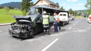 Verkehrsunfall mit mehreren Verletzten in Andelsbuch [upl. by Lucias]