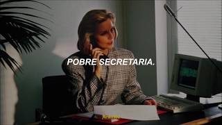 Daniela Romo — Pobre Secretaria Letra [upl. by Suiddaht]