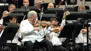 Itzhak Perlman Tchaikovsky Violin Concerto in DHollywood Bowl 91312 [upl. by Hakilam]