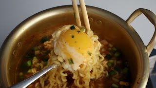 How to make Korean ramyeon Ramyeon 라면 aka ramen [upl. by Cos]