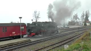 Brockenbahn  Dampfzug Ausfahrt mit viel Rauch und Dampf von Schierke hinauf zum Brocken [upl. by Malony]