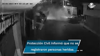 Microbús pierde el control y se termina estrellando contra una camioneta y casa [upl. by Evangelina751]