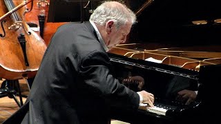 Brahms Piano Concerto No 1  Barenboim Royal Concertgebouw Orchestra Jansons December 25 2004 [upl. by Iniretake]